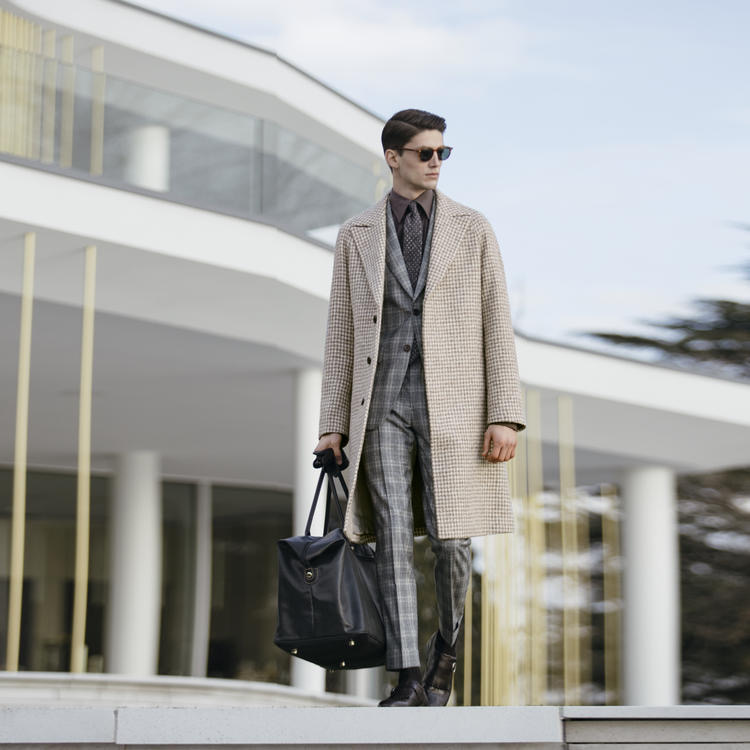 時(shí)尚商務(wù)大衣 時(shí)尚商務(wù)大衣