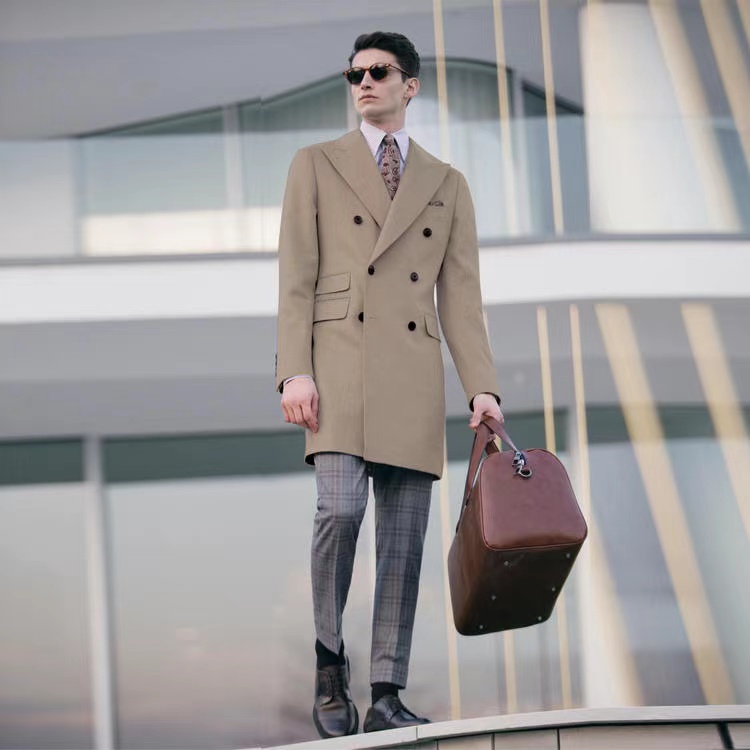 時(shí)尚商務(wù)大衣 時(shí)尚商務(wù)大衣