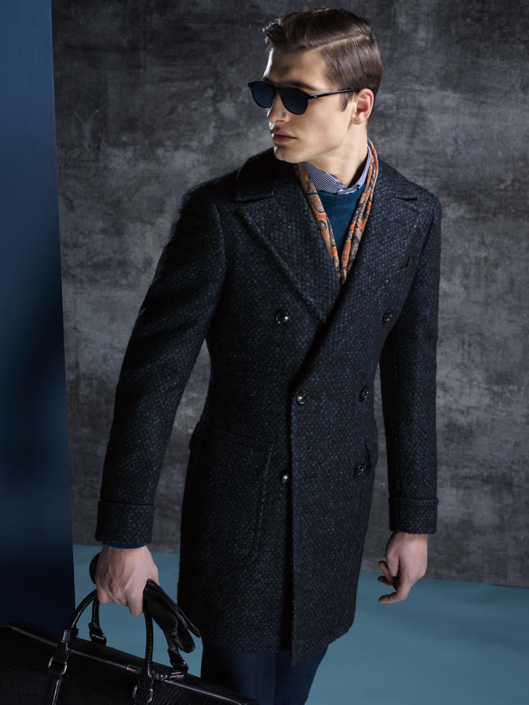 時(shí)尚商務(wù)大衣(圖1) 時(shí)尚商務(wù)大衣(圖1)